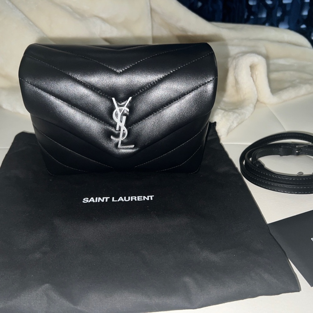 Saint Laurent YSL Toy LouLou black with silver hardware